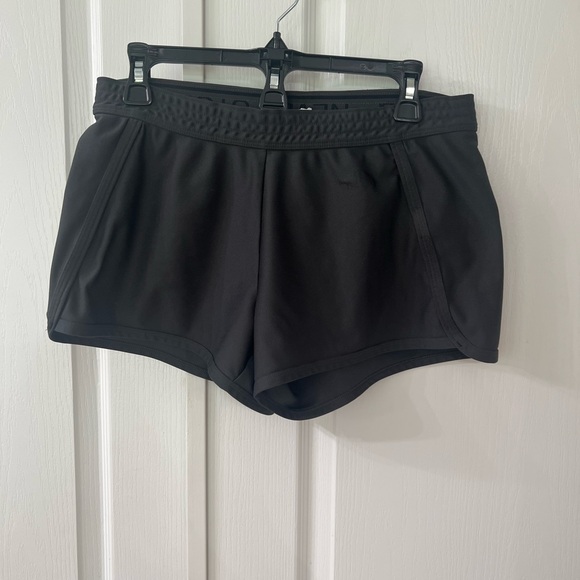 The North Face Grey Shorts - Picture 2 of 6